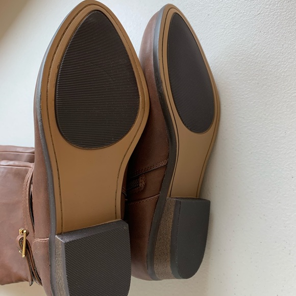 Material Girl Carleigh Knee High Boots - Picture 7 of 8